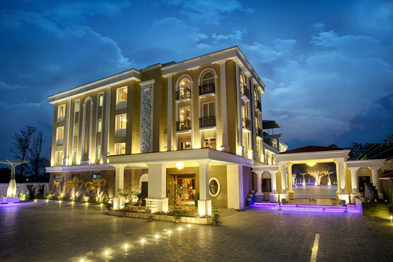Four Vedas Hotel & Resort Siliguri Exterior photo